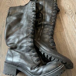 Nine West combat boots size 6 1/2